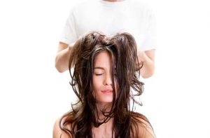 Olejowanie włosów na sucho – piękna fryzura w 30 minut